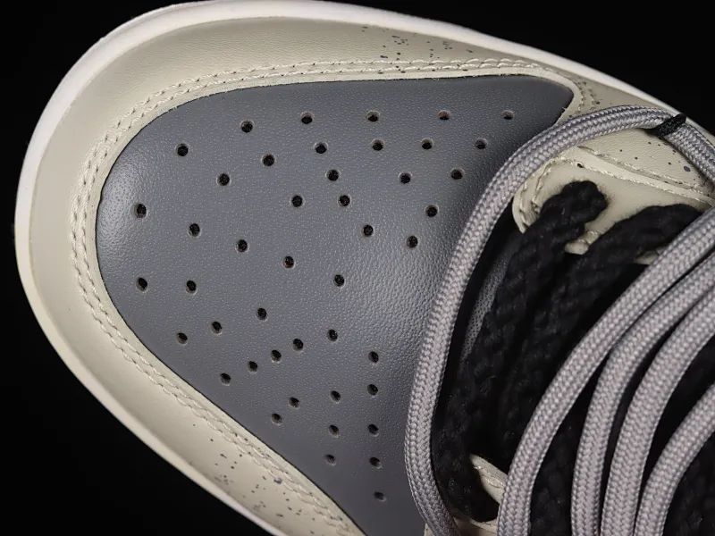 All Categories Nk SB Dunk Series Nk SB Dunk Low Low-top Sneakers Nk Dunk Low Desert Wasteland Customized version of deconstructed strap casual sneakers DD1391-100